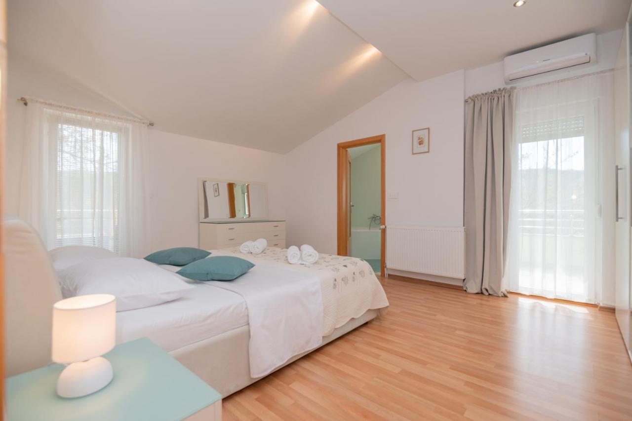 Holiday Home Terra Roca - Imotski, Natural Environment With Complete Peace And Quiet. Zewnętrze zdjęcie