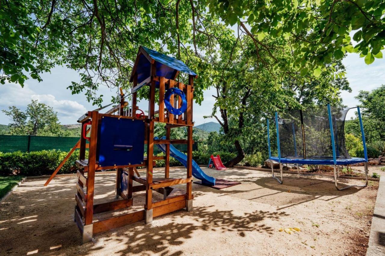 Holiday Home Terra Roca - Imotski, Natural Environment With Complete Peace And Quiet. Zewnętrze zdjęcie